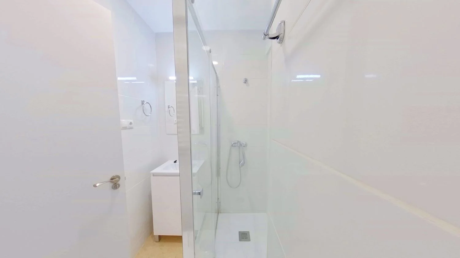 Piso en Barrio Zofío - Foto 35