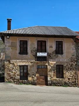 Casa de pueblo en Calle el Adrio, 10 - Foto 1