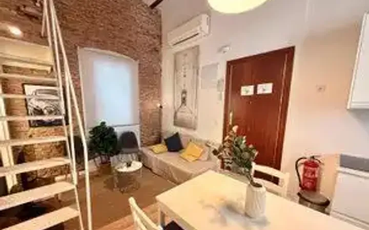 Piso en  Calle de Medellín 5 - Foto 3