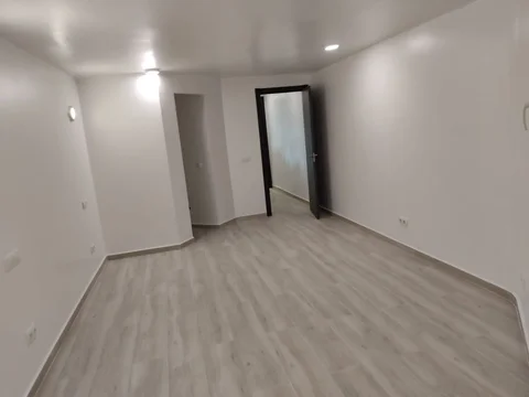 Estudio en avenida de Can Baró, 1 - Foto 13