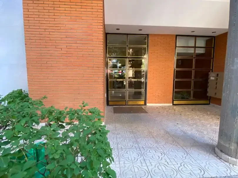 Piso en  Calle de Fermín Caballero 36 - Foto 4