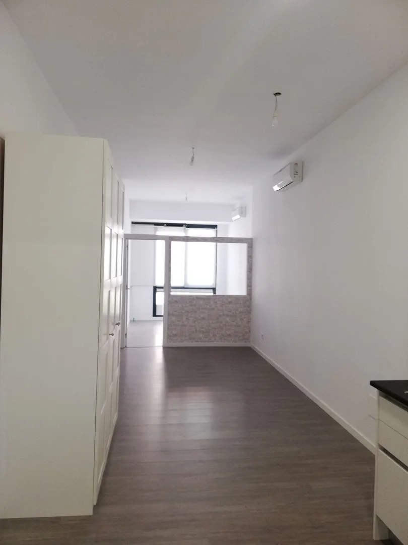 Estudio en avenida de Talavera de la Reina, 13 - Foto 1