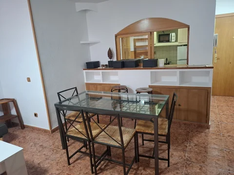 Piso en avenida de Oporto, 148 - Foto 1