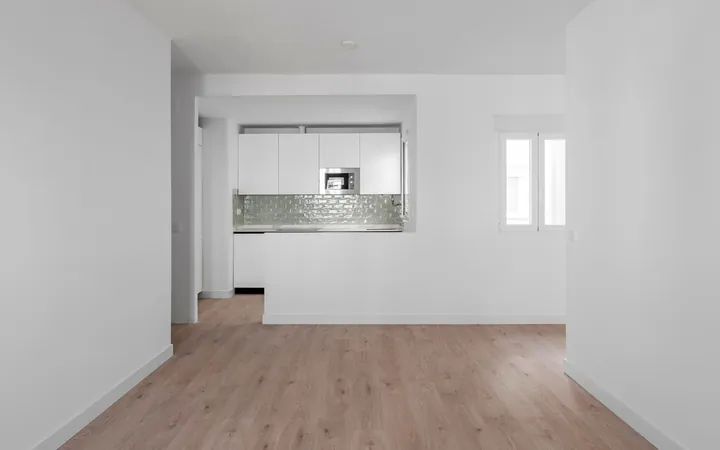 Piso en Adelfas - Foto 1