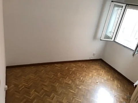 Piso en  Avenida de la Reina Victoria 21 - Foto 15