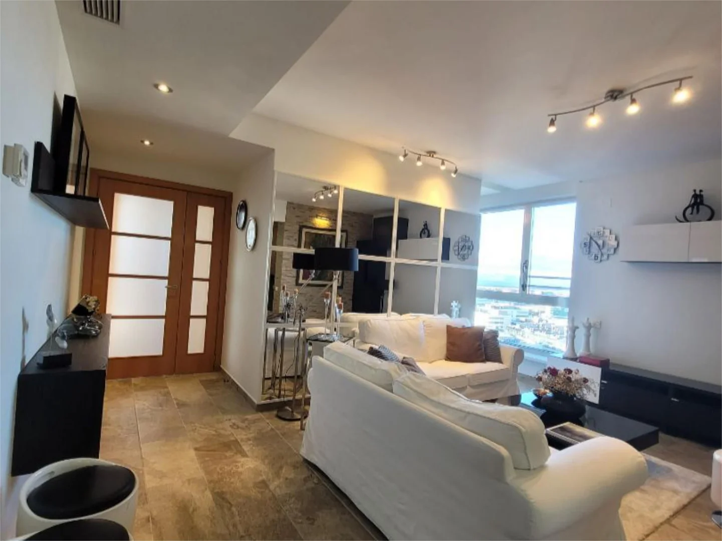 Piso en  Calle de Dulce Chacón 33 - Foto 2