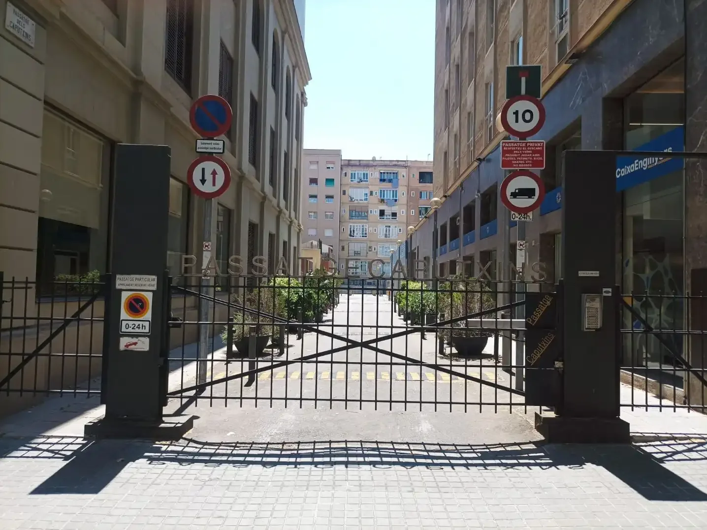 Garaje en  Carrer de Còrsega 408 - Foto 2