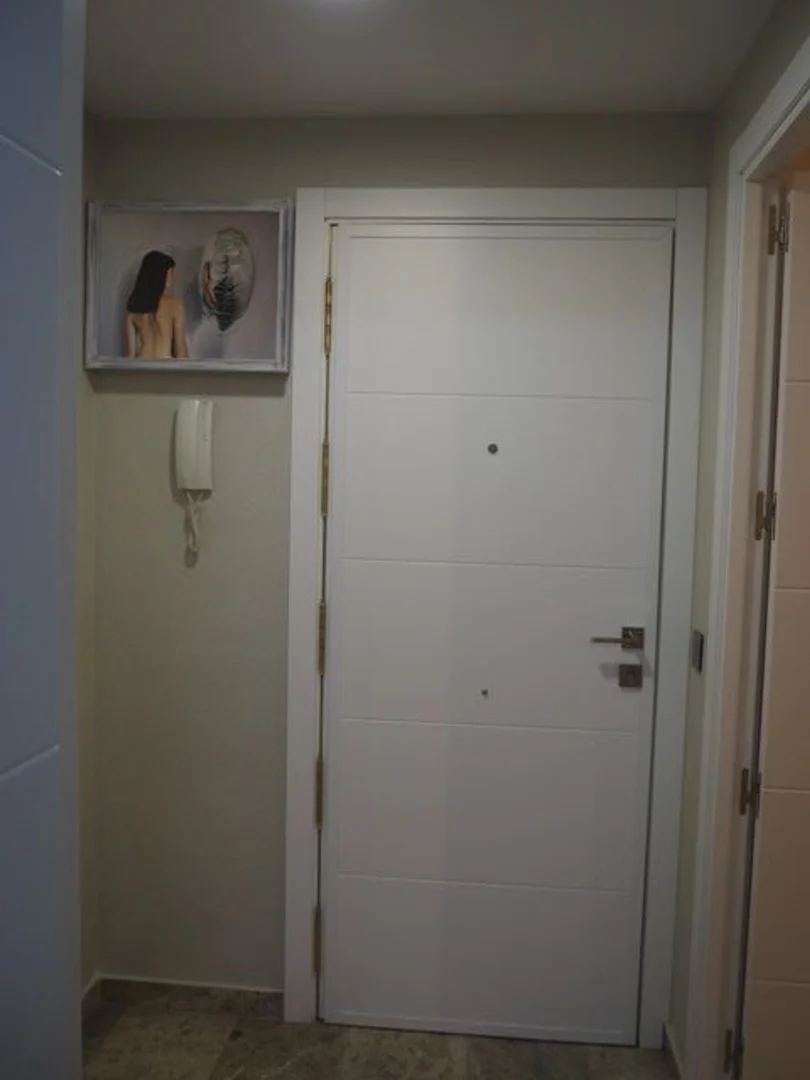 Piso en Barrio Valdeacederas - Foto 3