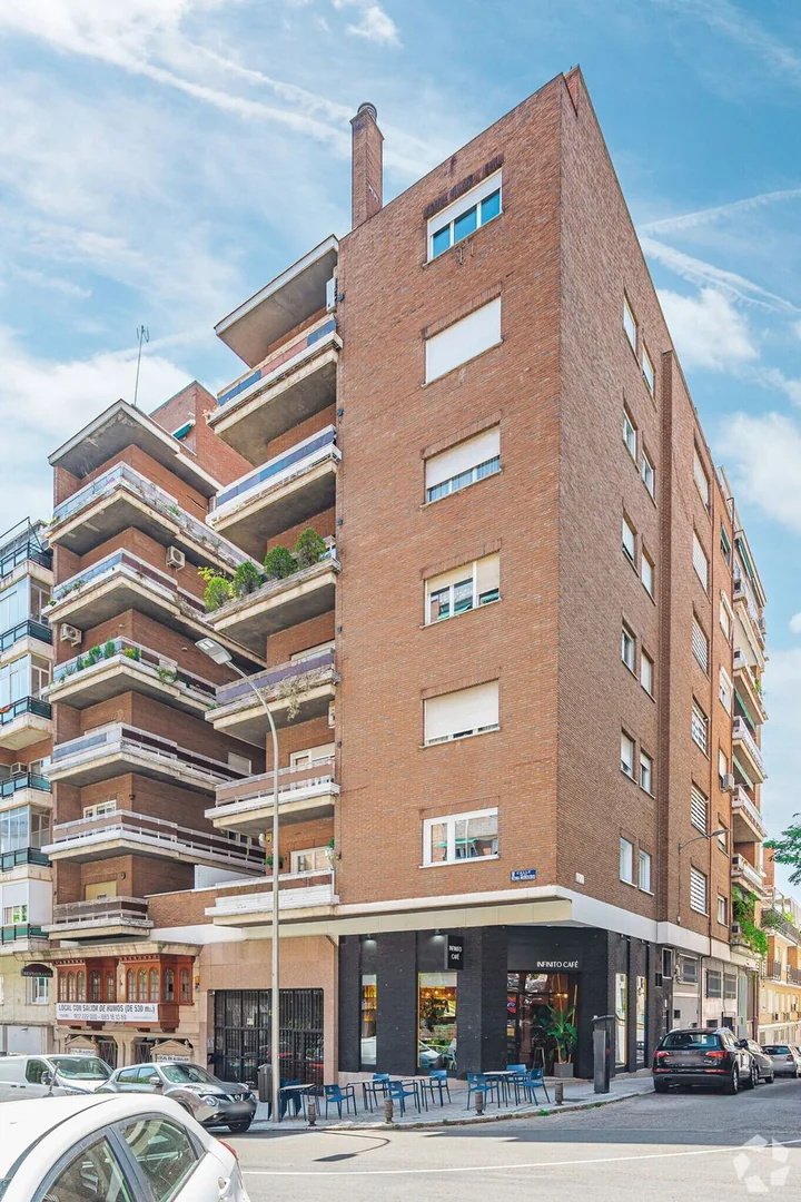 Piso en Calle de la Reina Mercedes, 12, Cuatro Caminos - Foto 2