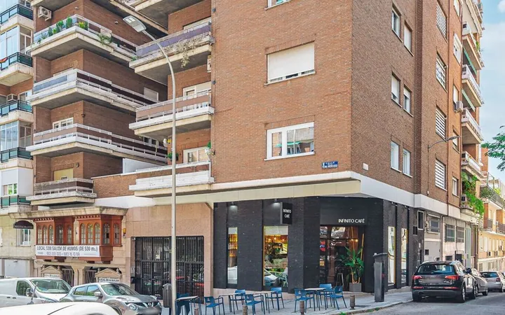 Piso en Calle de la Reina Mercedes, 12, Cuatro Caminos - Foto 2