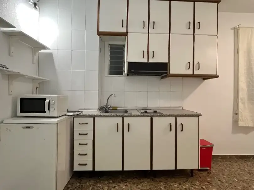 Estudio en  Carrer de Mejía Lequerica 10 - Foto 4