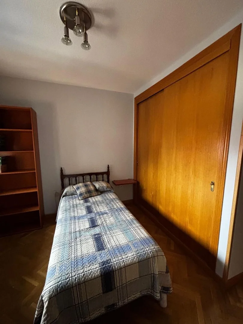 Piso en Barrio Valdebernardo - Valderrivas - Foto 12