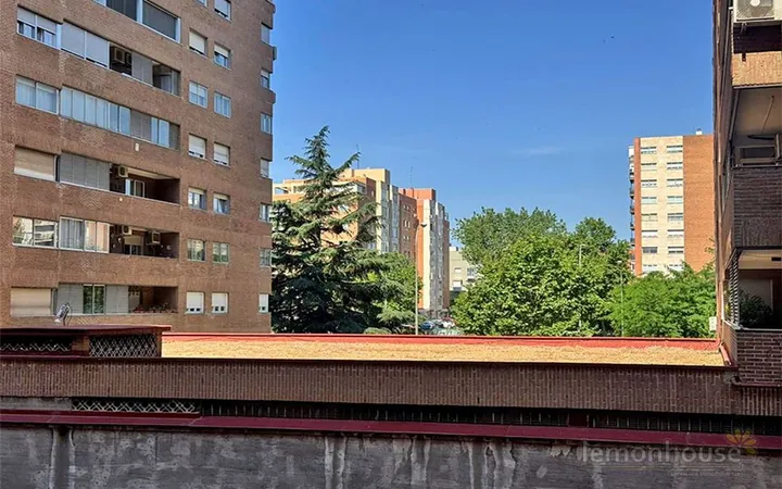 Piso en Calle de Mauricio Legendre - Foto 8