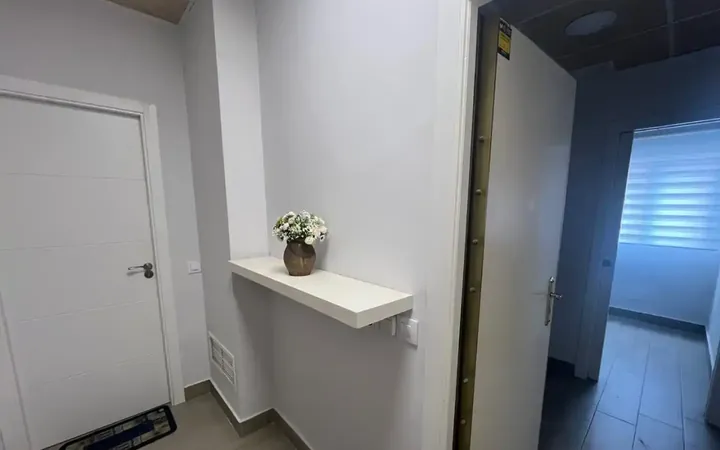 Piso en  Avenida de Logroño 116 - Foto 5