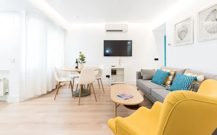 Piso en  c. de narváez, 20 27 - Foto 1