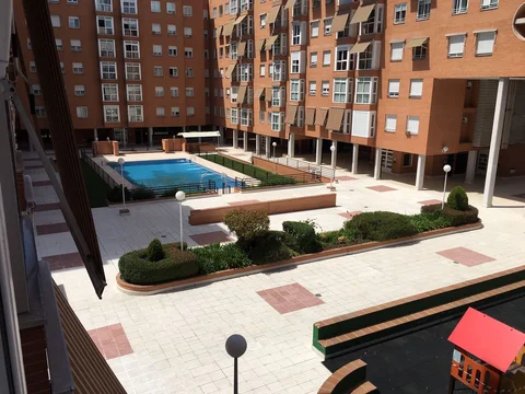 Piso en calle de Ladera de los Almendros, 12 - Foto 1