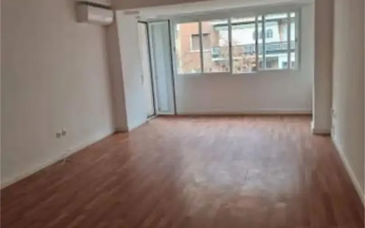 Piso en Cuatro Caminos - Foto 3