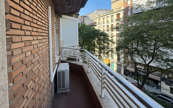 Piso en Calle de Magallanes, Arapiles - Foto 1