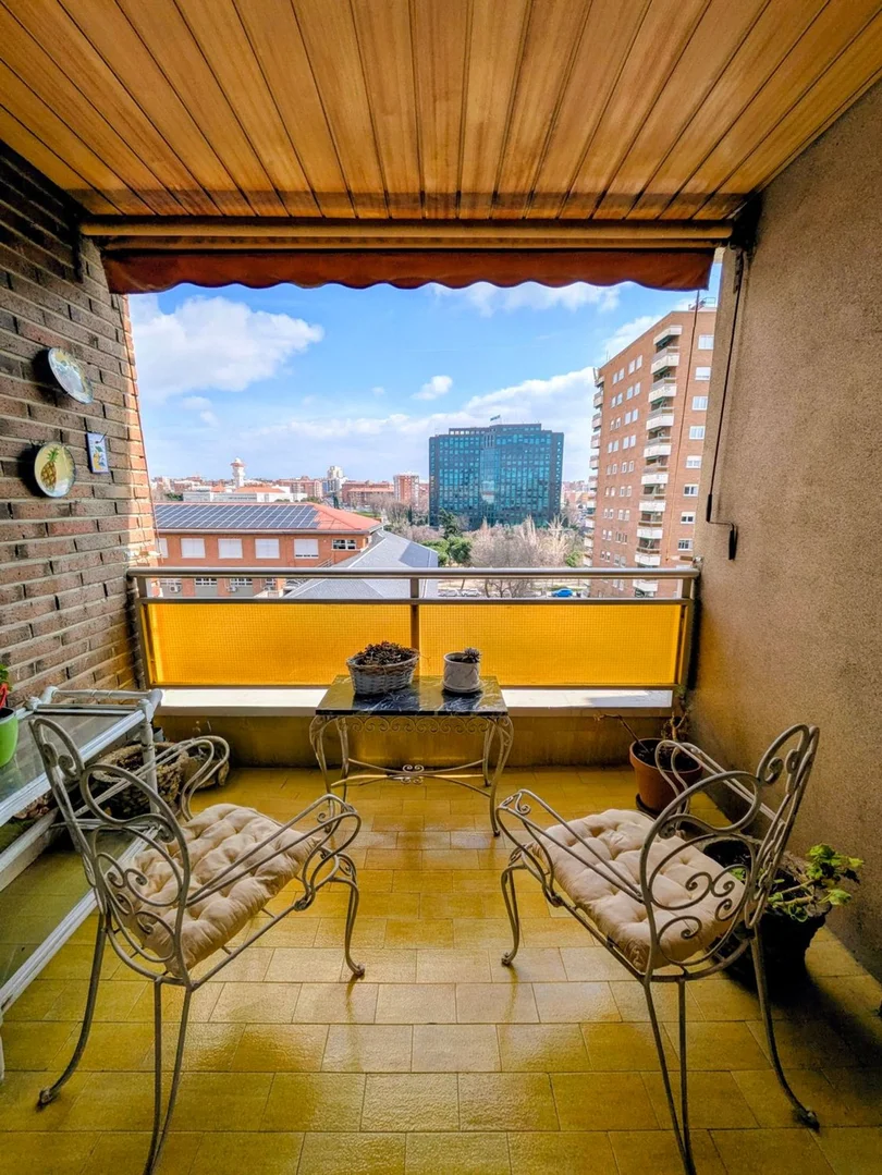 Piso en Barrio Guindalera - Foto 1