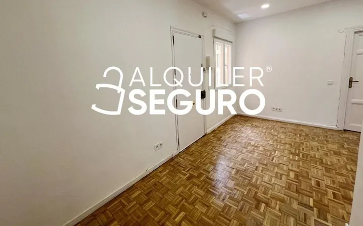 Piso en Calle de Alejandro Saint Aubin, Chopera - Foto 6
