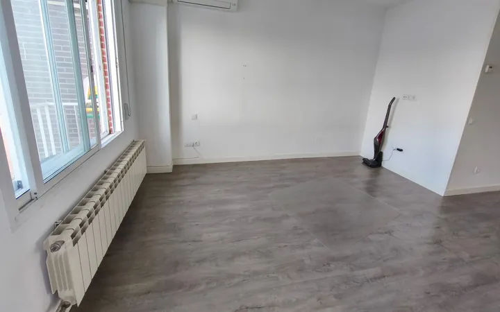 Piso en Calle del Capitán Blanco Argibay, 178, Valdeacederas - Foto 4