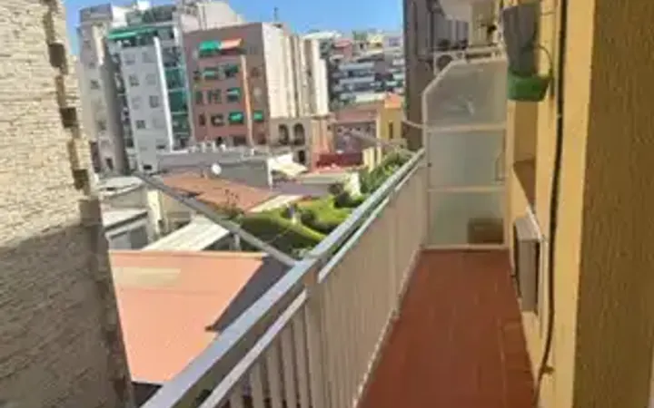 Piso en  Barcelona Capital - Foto 1