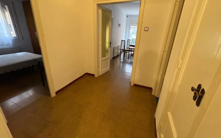 Piso en Avenida de Josep Tarradellas, Sants - Foto 1