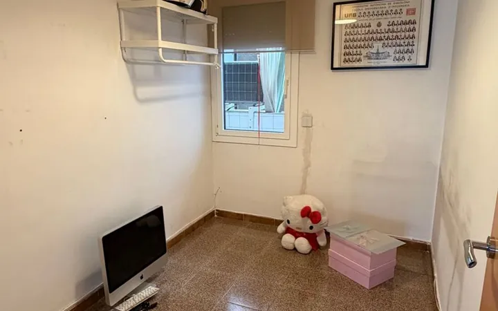 Piso en Calle de Mascaró, 43, El Guinardó - Foto 1