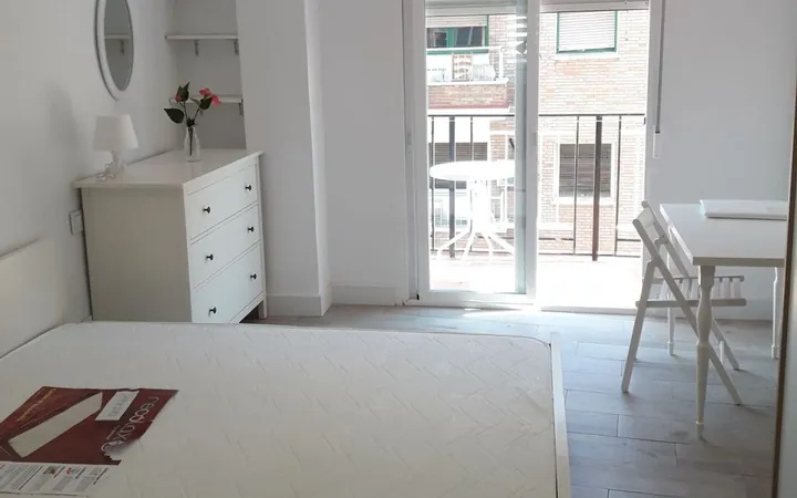 Piso en Calle Ramón Sainz, 26, Vista Alegre - Foto 4