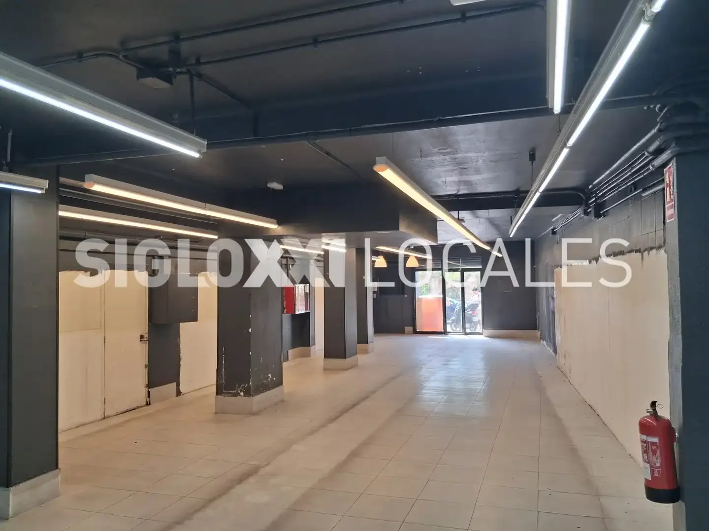 Local comercial en  MARE DE DÉU DE MONTSERRAT - Foto 2