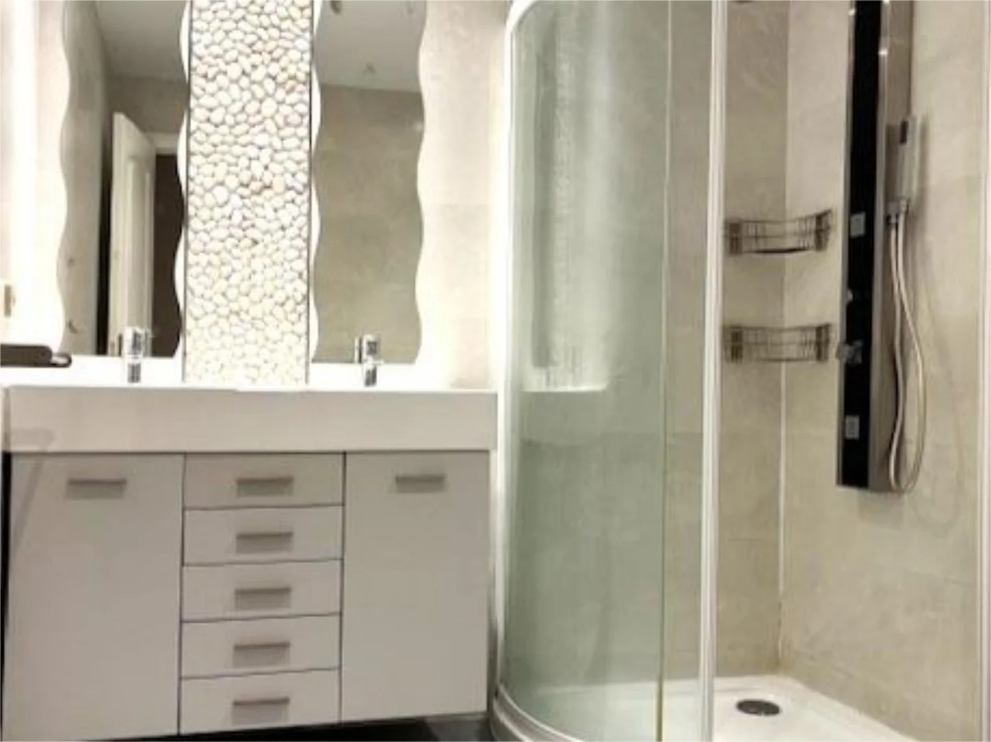 Piso en  Calle del Segre 14 - Foto 23