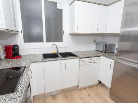 Piso en  Gran Via de les Corts Catalanes 290 - Foto 5