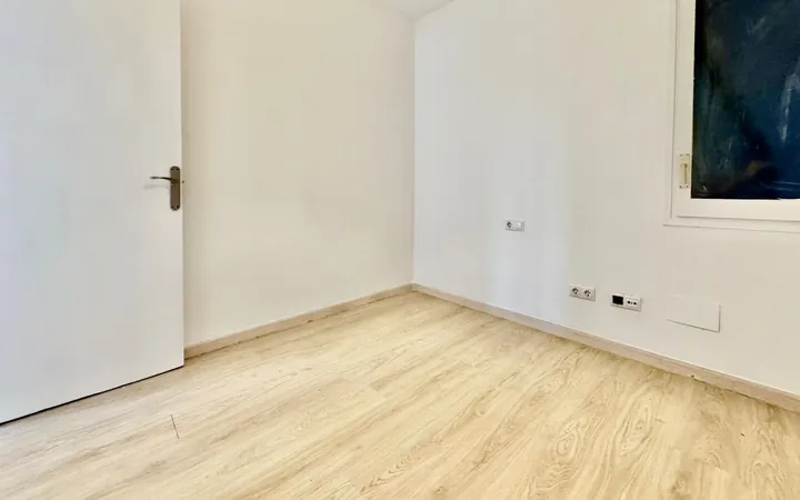 Piso en Calle de Tamarit, Sant Antoni - Foto 14