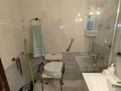 Piso en  Calle Tomelloso 14 - Foto 11