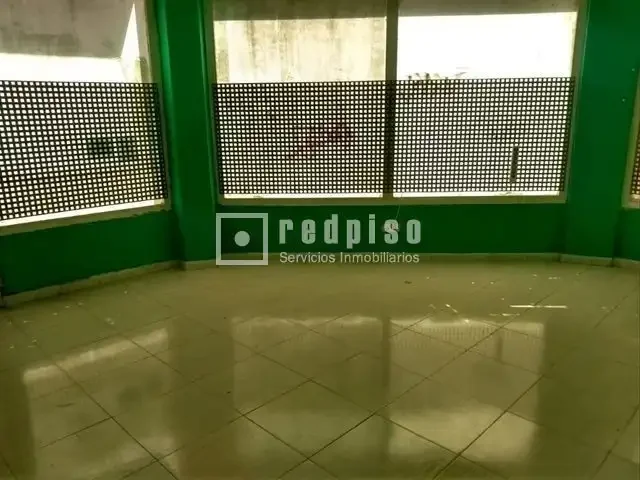 Local comercial en  Madrid Capital - Foto 2