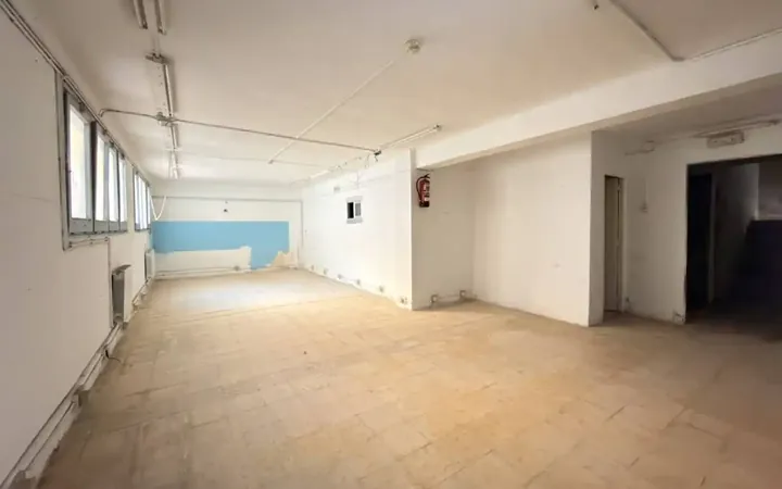 Local comercial en  Calle AGUDELLS 81 - Foto 3