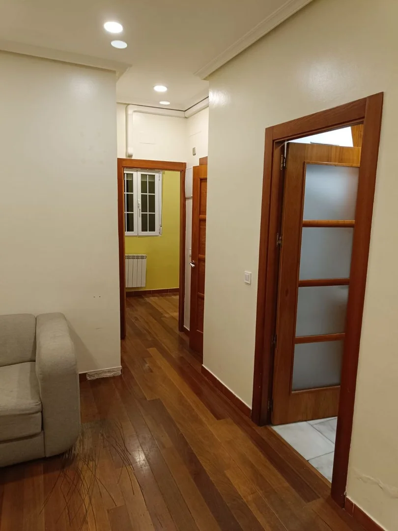 Piso en calle del Mesón de Paredes, 84 - Foto 5