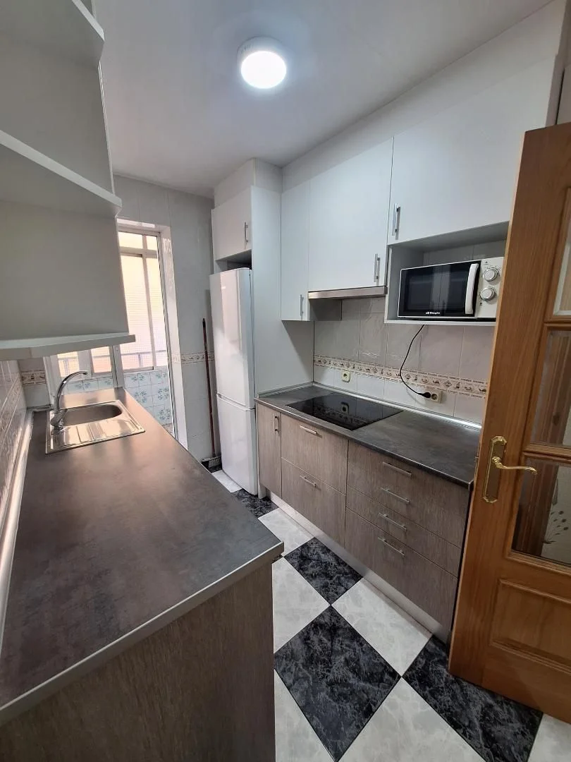 Piso en  Calle de Luis Mitjans 11 - Foto 8