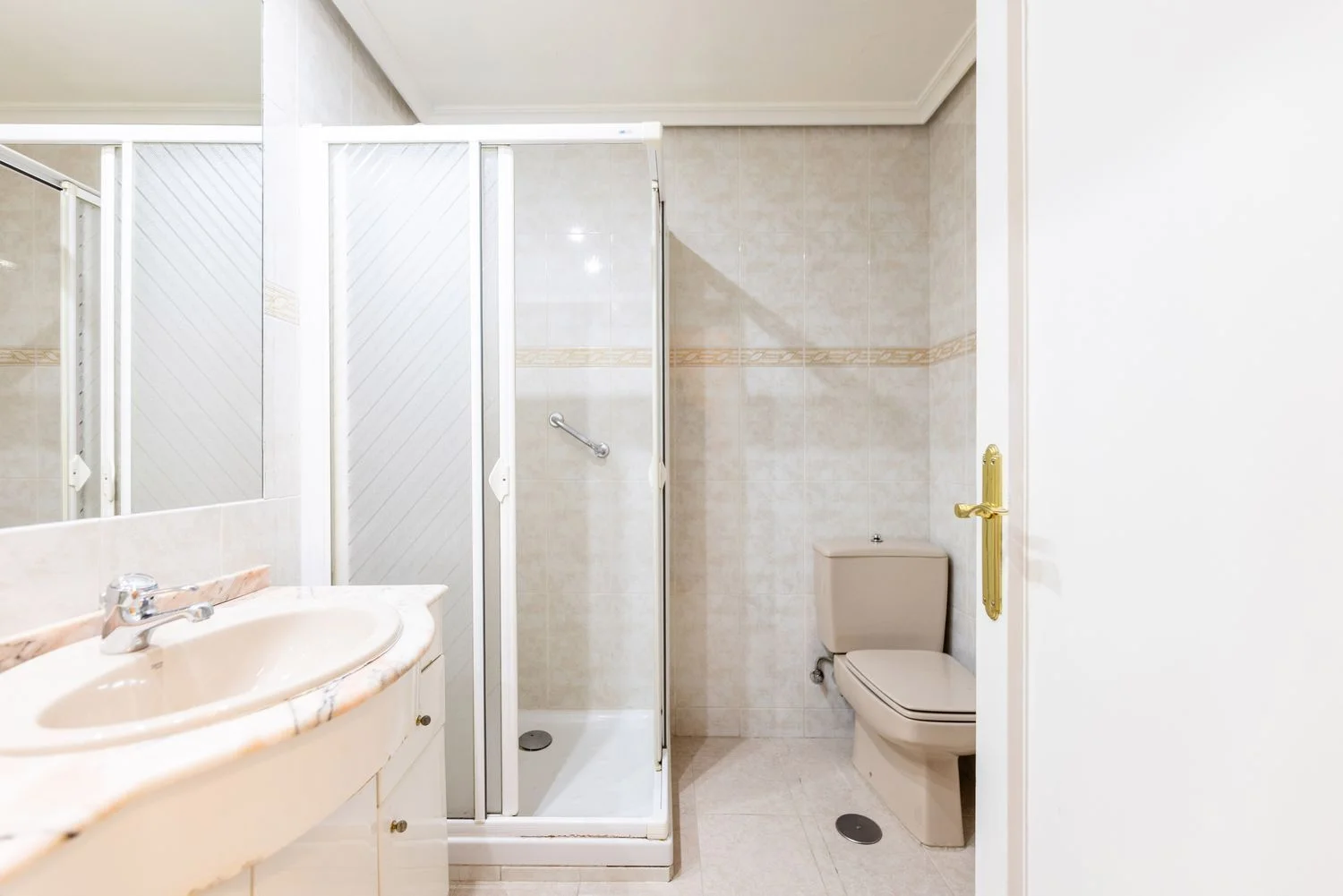 Piso en Barrio Cuatro Caminos - Foto 9