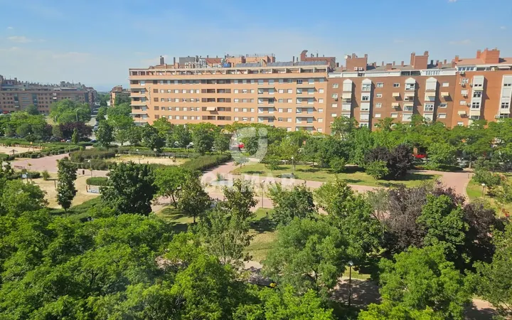 Piso en Rosas, Madrid - Foto 1