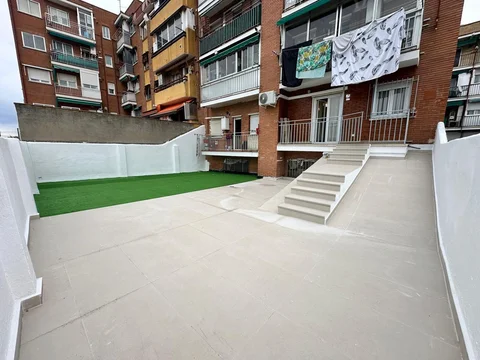 Piso en Barrio Numancia - Foto 38