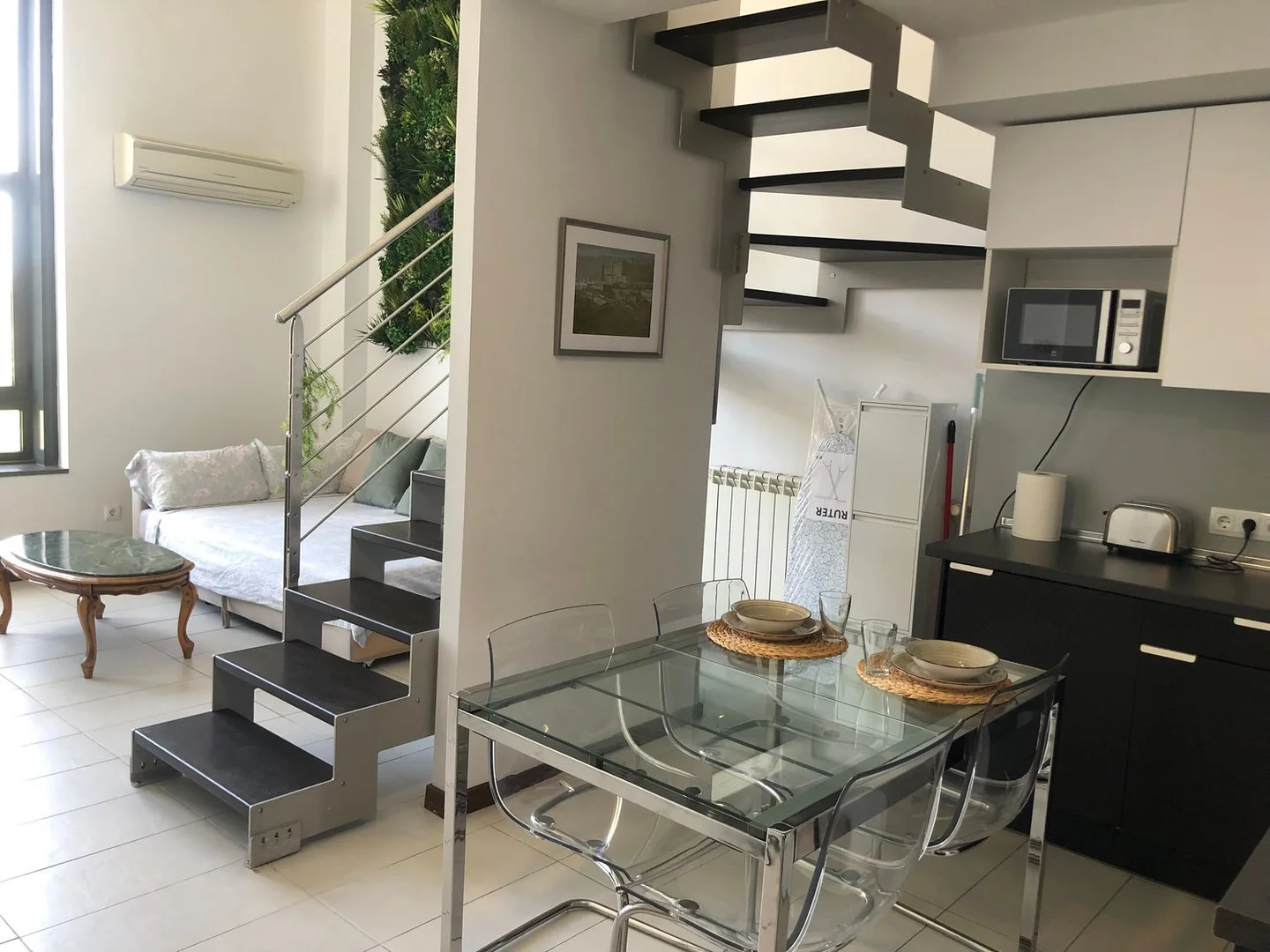 Estudio en calle de Manuel Pombo Angulo, 18 - Foto 18