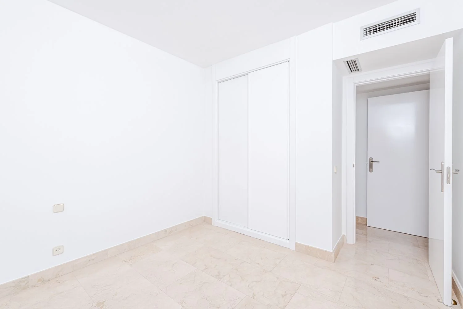 Piso en Barrio Conde Orgaz-Piovera - Foto 6