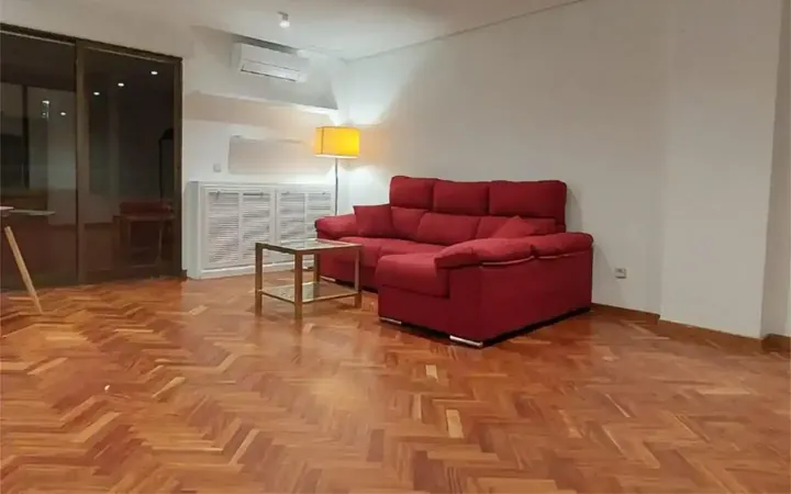 Piso en  Calle de Rafael Calvo 7 - Foto 4