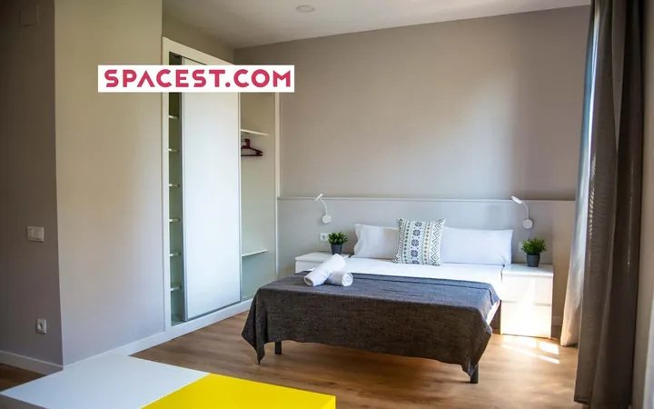Piso en Calle de Sants, 24, Sants - Foto 1