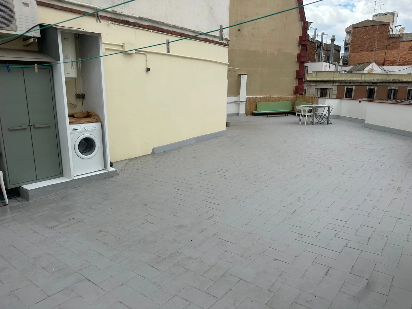 Ático en calle de Rocafort, 205 - Foto 2