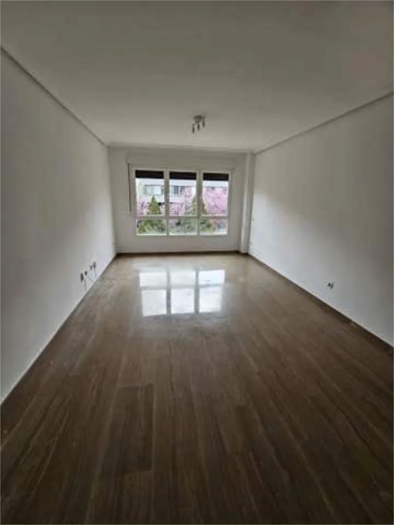 Piso en Legazpi - Foto 2