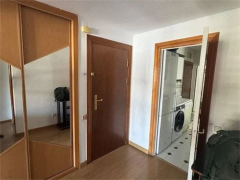 Piso en  Calle de Sánchez Barcáiztegui 38 - Foto 2