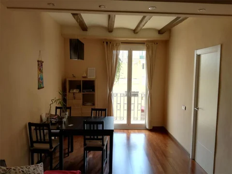 Piso en  Carrer de Martínez de la Rosa 35 - Foto 2