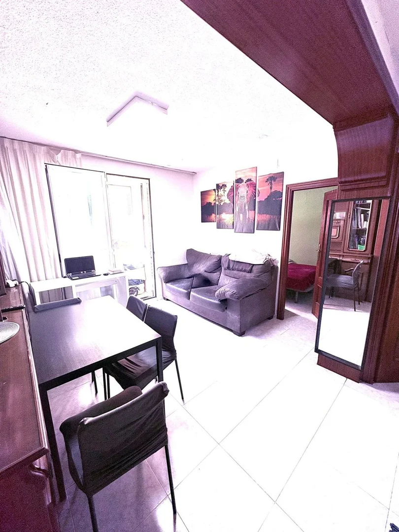 Piso en calle de la Encomienda de Palacios, 376 - Foto 1